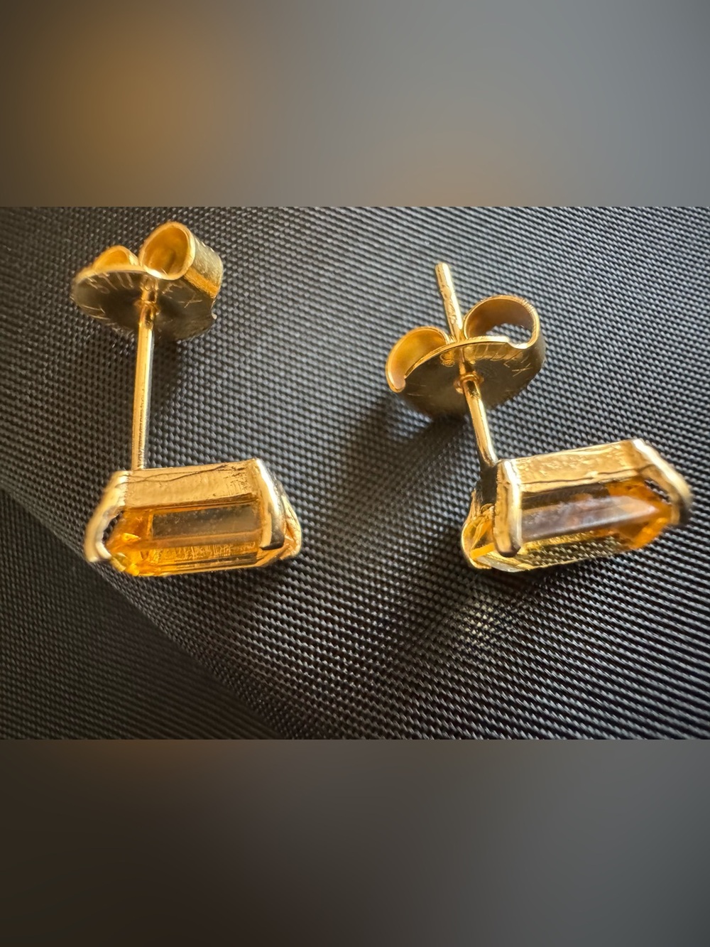 Vintage Estate 14k Emerald Cut Citrine Stud
Earrings - Warm Yellow Gold Tone - Picture 5 of 9